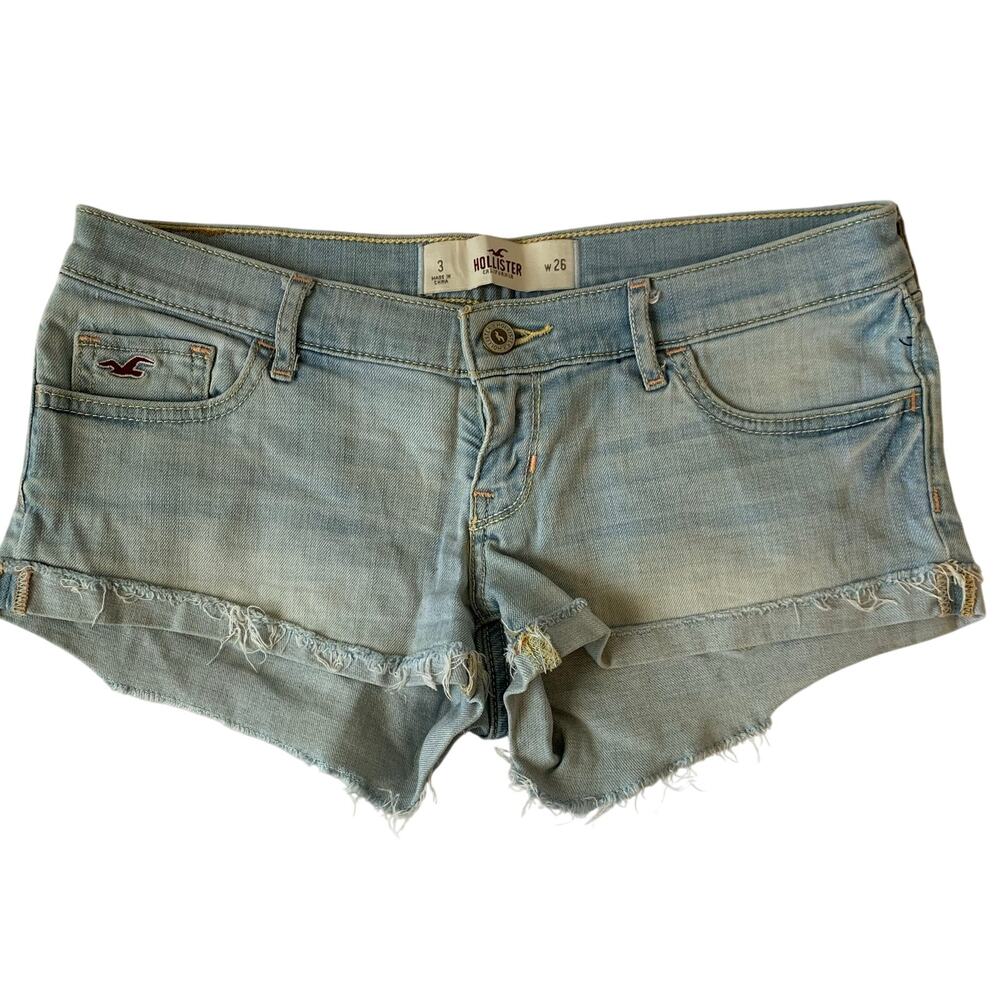 Hollister Womens Size 3 W26 Light Wash Denim Shorts Frayed Hem Low Rise Cutoffs